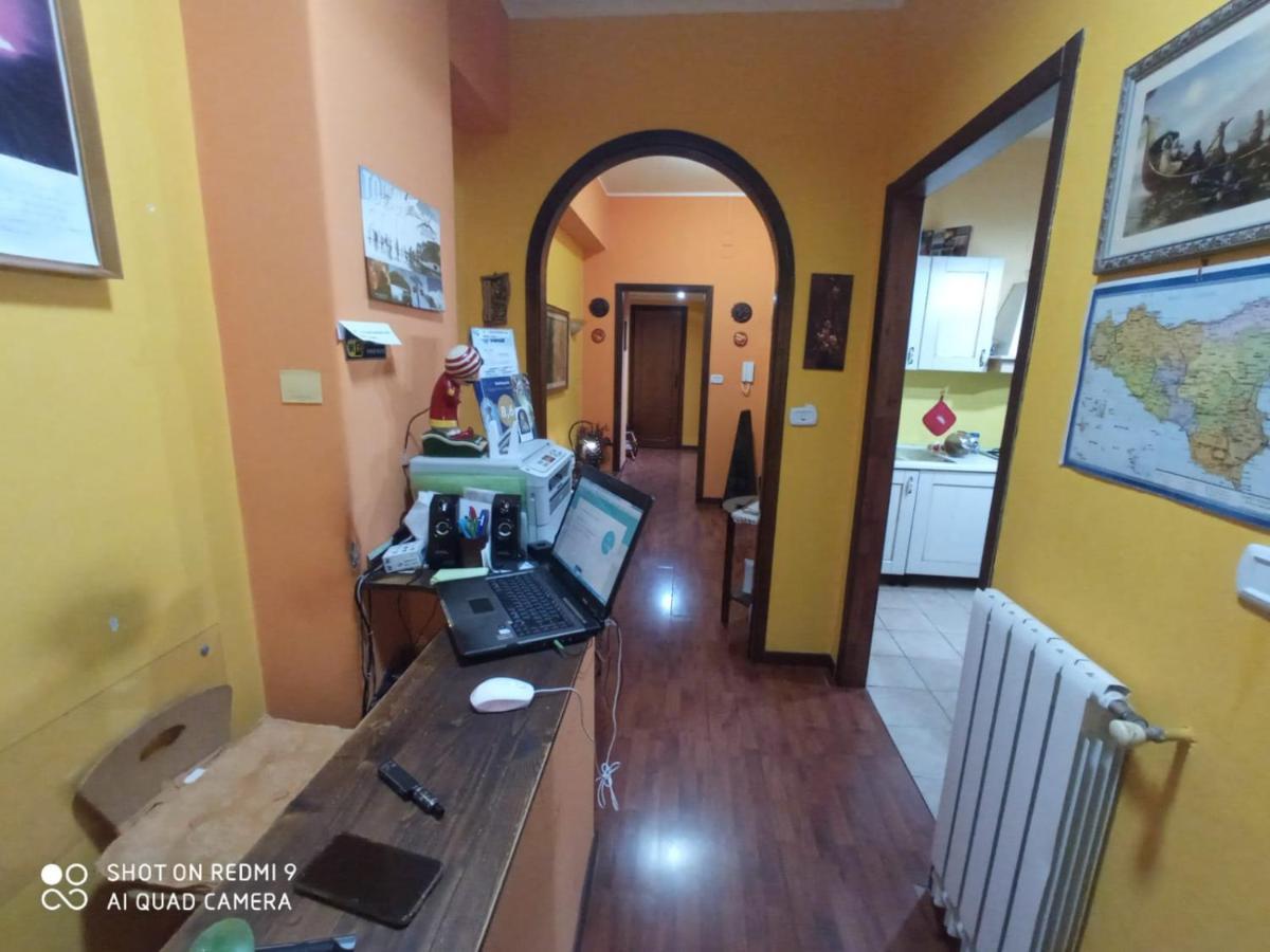 Movida Inn B&B Катания Экстерьер фото