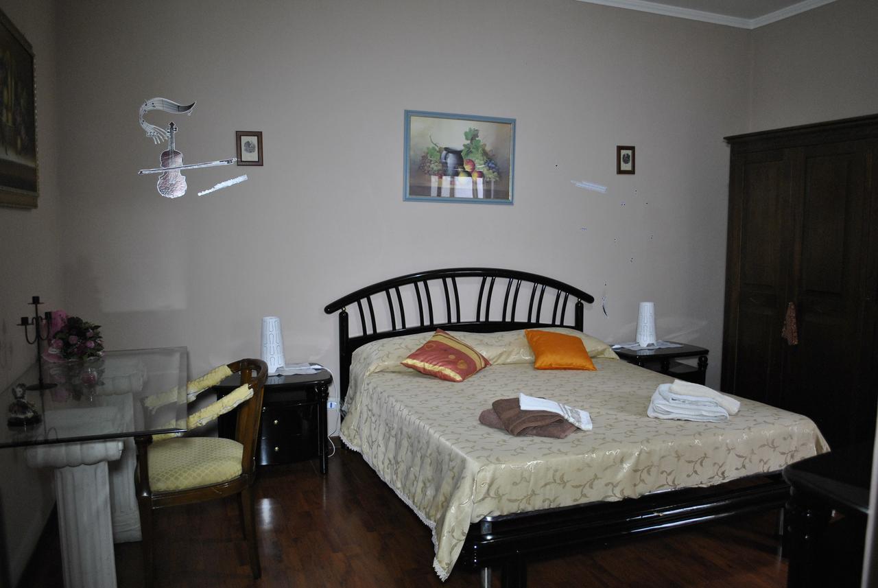 Movida Inn B&B Катания Экстерьер фото