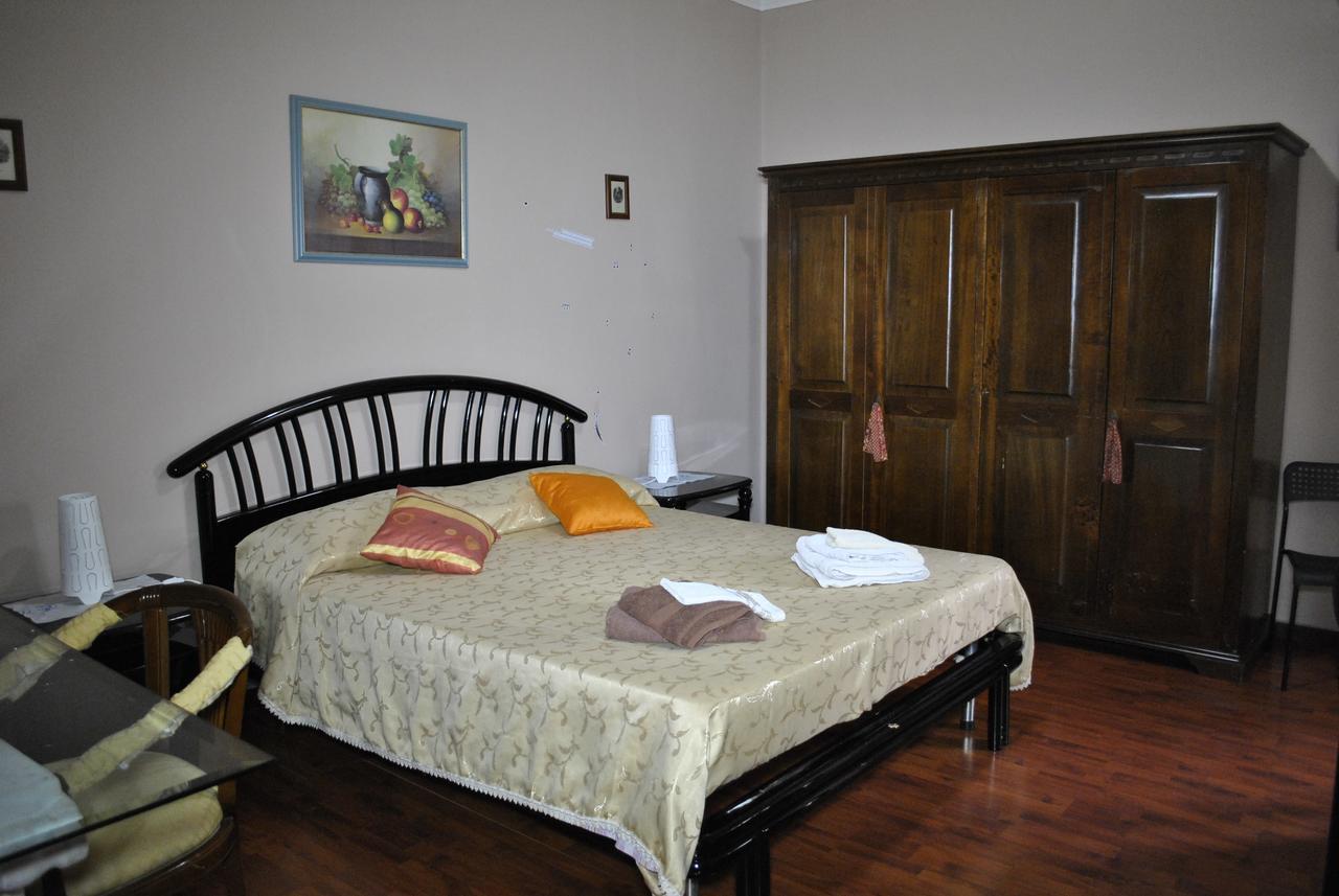 Movida Inn B&B Катания Экстерьер фото
